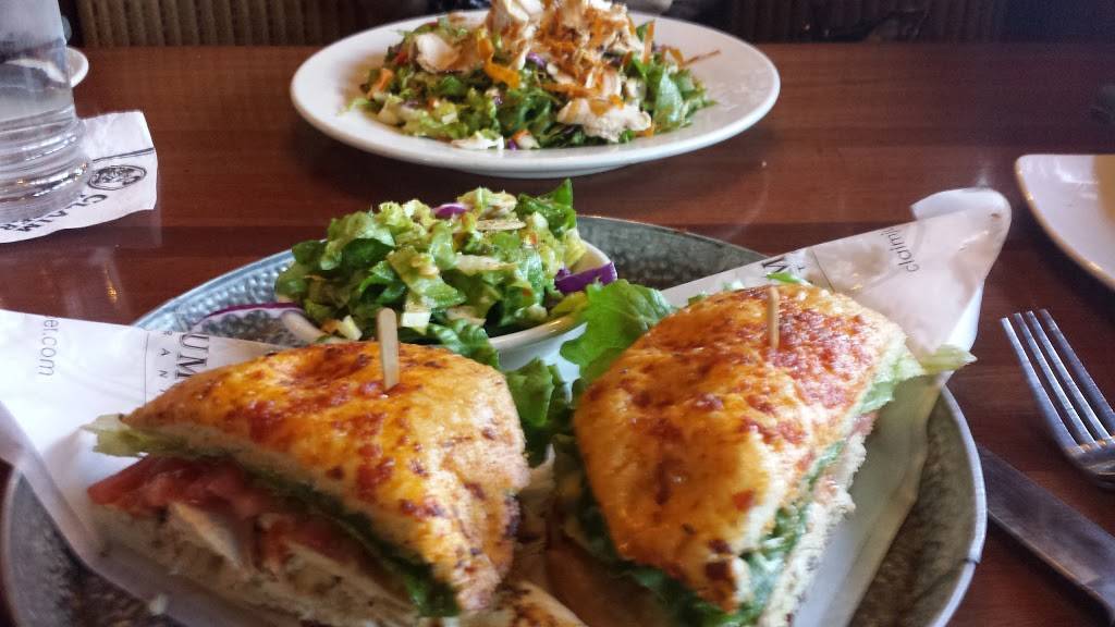 Claim Jumper Restaurants | restaurant | 27845 Santa Margarita Pkwy, Mission Viejo, CA 92691, USA | 9494617170 OR +1 949-461-7170