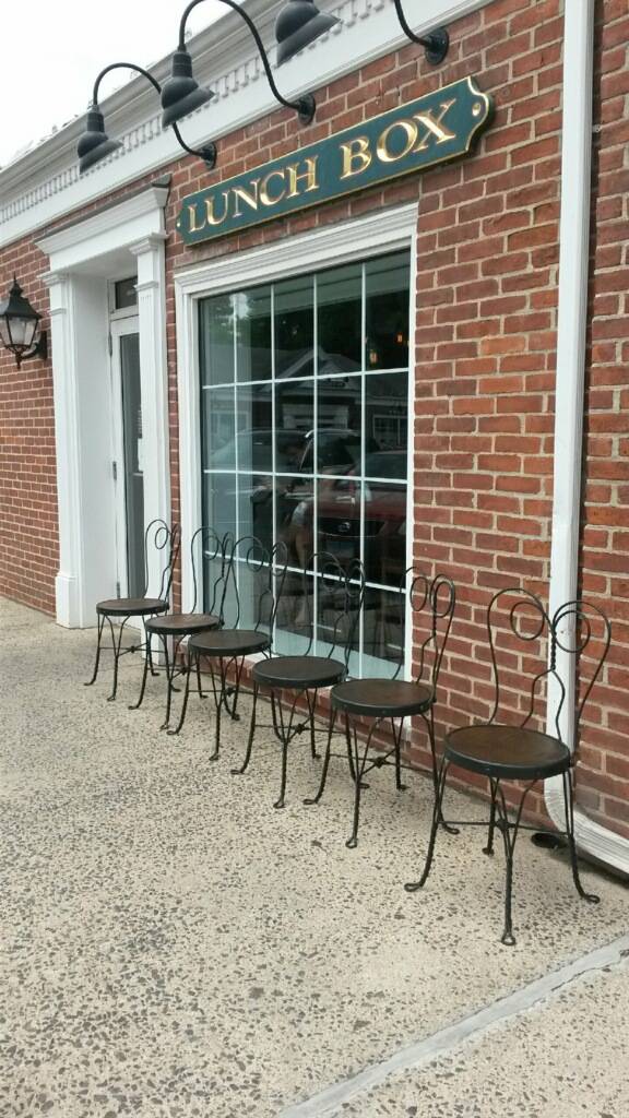 Lunch Box | restaurant | 190 Weston Rd, Weston, CT 06883, USA | 2032274808 OR +1 203-227-4808