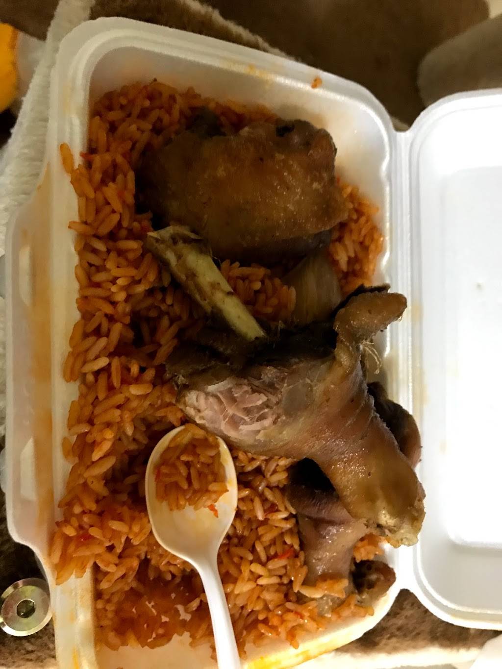 Afro Spice | restaurant | 45 Four Winds Dr, North York, ON M3J 1K7, Canada | 4169012376 OR +1 416-901-2376