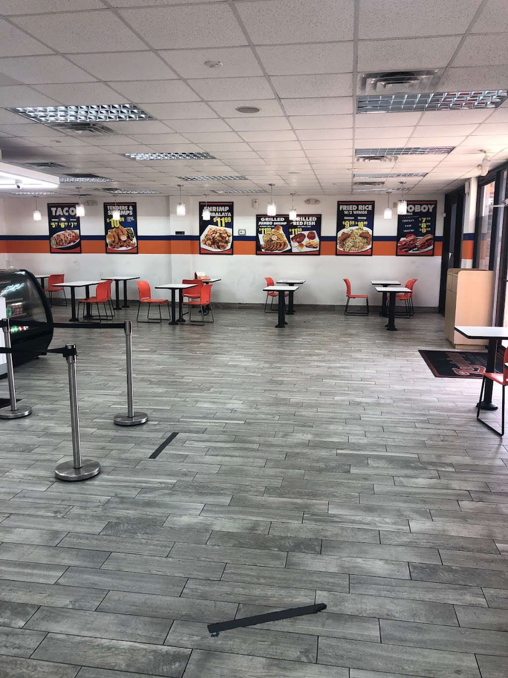 Louisiana Famous Fried Chicken | restaurant | 2001 Fannin St, Houston, TX 77002, USA | 7134975545 OR +1 713-497-5545