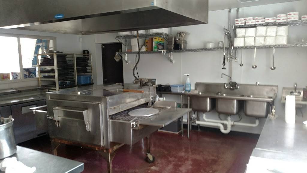 Quickys Drive Thru | meal takeaway | 35652 Vine St, Eastlake, OH 44095, USA | 4409460553 OR +1 440-946-0553