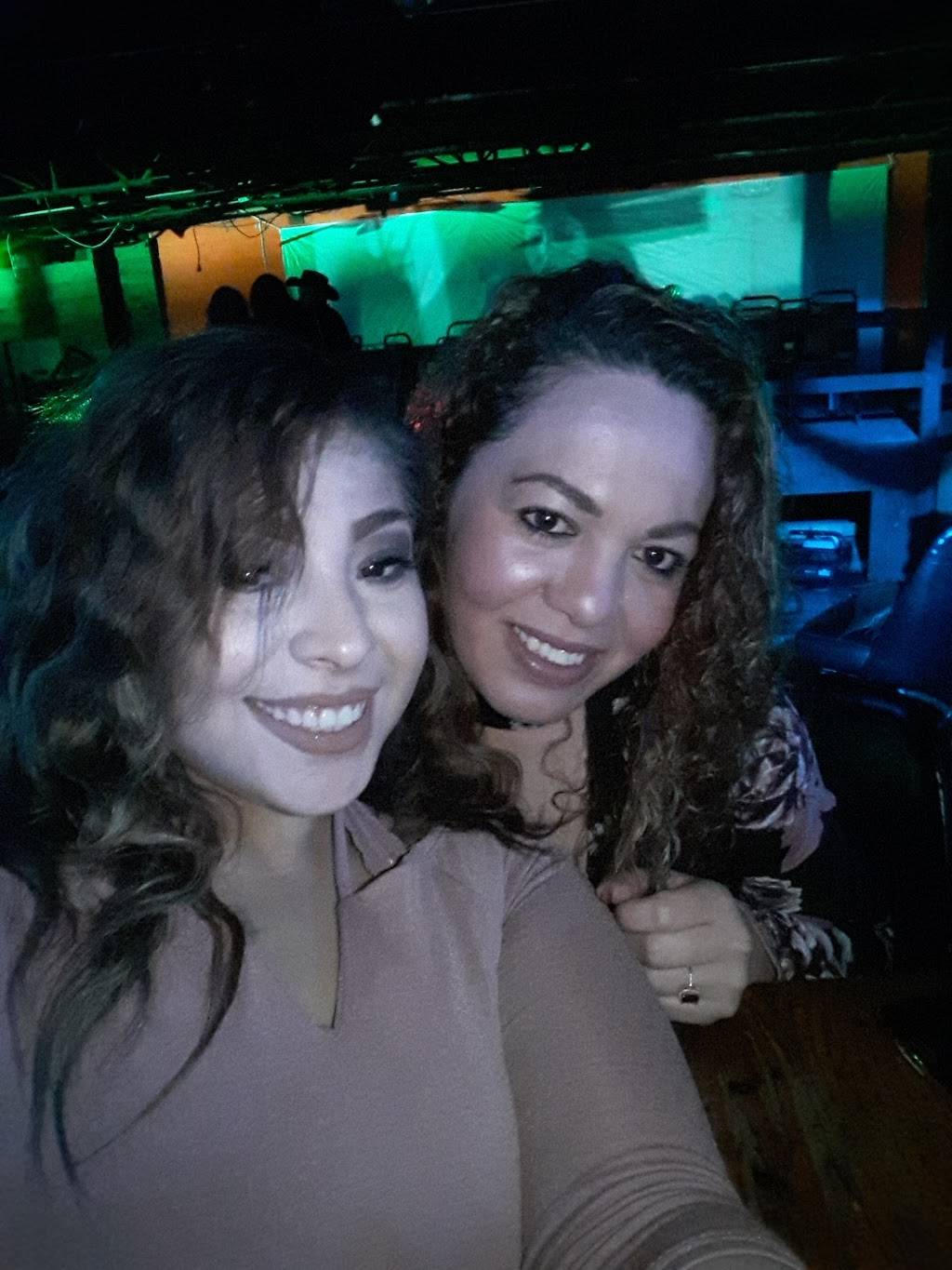 El Chile | restaurant | 273 W Valley Ave, Birmingham, AL 35209, USA | 2059420808 OR +1 205-942-0808