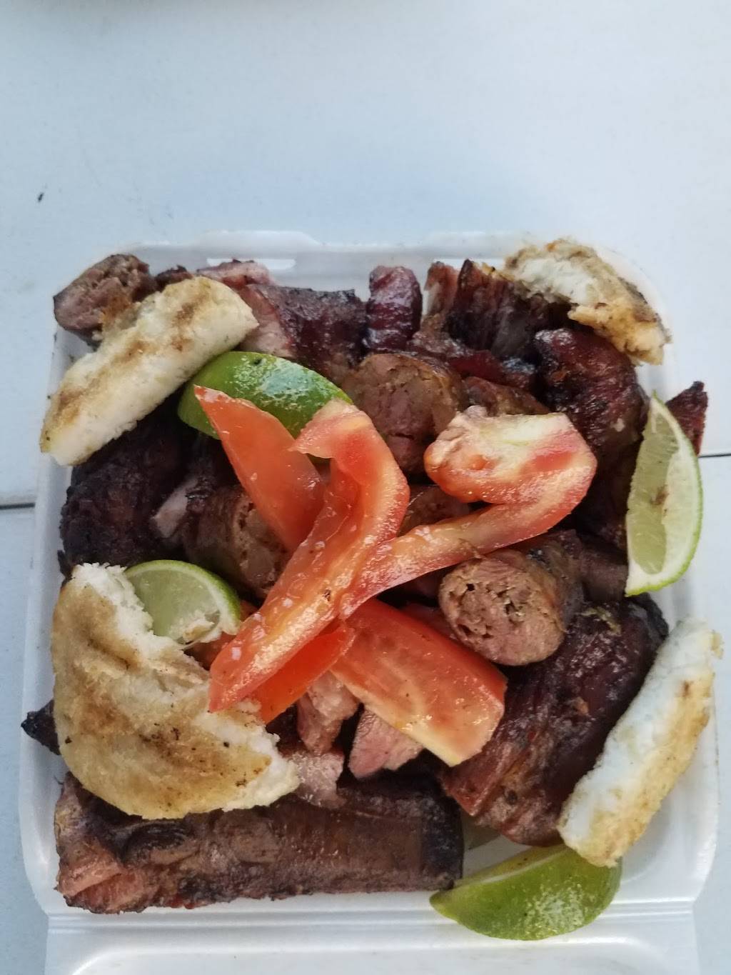 Manolos Parrilla On Wheels | restaurant | 4974 Hwy 6 N, Houston, TX 77084, USA | 2817484524 OR +1 281-748-4524