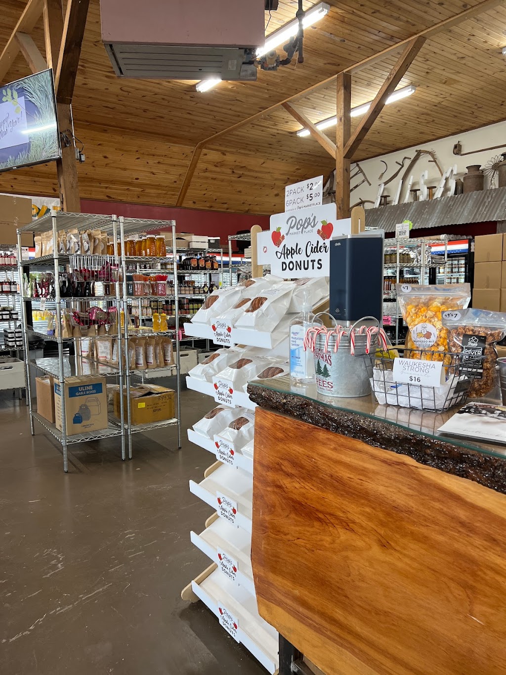 Pops MarketPlace | restaurant | S70W16050 Janesville Rd, Muskego, WI 53150, USA | 4145522079 OR +1 414-552-2079