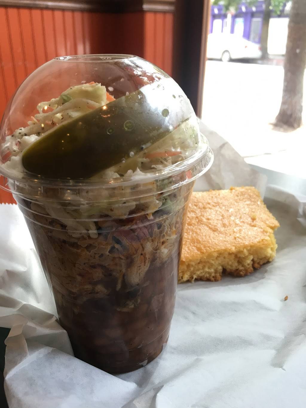 Harbor Que BBQ & Catering | restaurant | 1125 S Charles St, Baltimore, MD 21230, USA | 4106857675 OR +1 410-685-7675