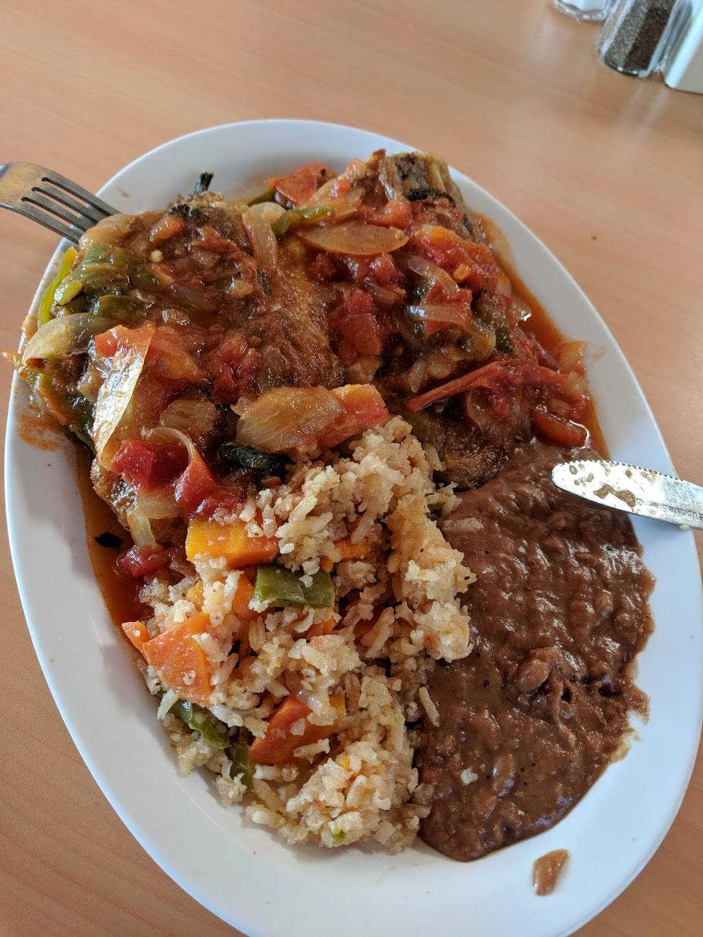 Las Cubetas | restaurant | Dátil 4157, Villa Floresta, 22710 Rosarito, B.C., Mexico | 016616122700 OR +52 661 612 2700