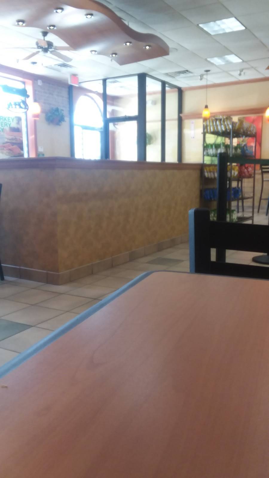 Subway | restaurant | 258 Cambridge St, Burlington, MA 01803, USA | 7812732200 OR +1 781-273-2200