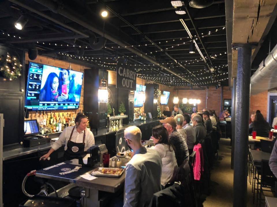 313 Pizza Bar | restaurant | 37 E Flint St, Lake Orion, MI 48362, USA | 2486909362 OR +1 248-690-9362