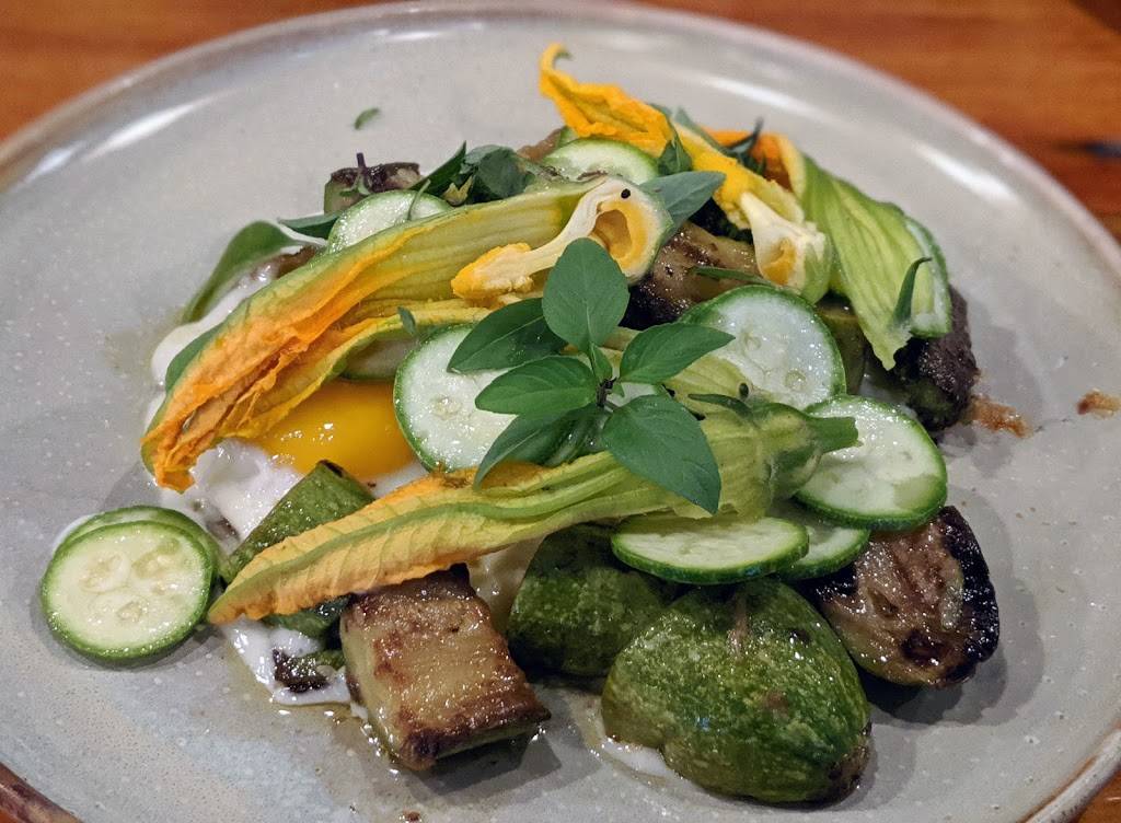 Réservoir | restaurant | 9 Avenue Duluth E, Montréal, QC H2W 1G7, Canada | 5148497779 OR +1 514-849-7779