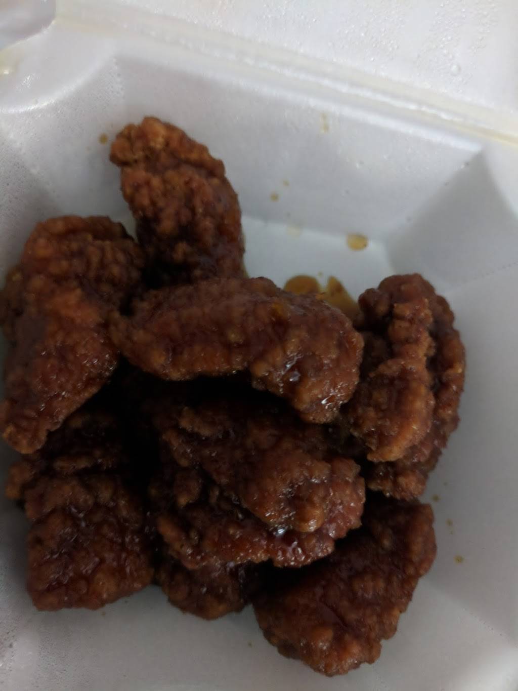 Carminos Pizza | restaurant | 4728 Pearl Rd, Cleveland, OH 44109, USA | 2163989365 OR +1 216-398-9365