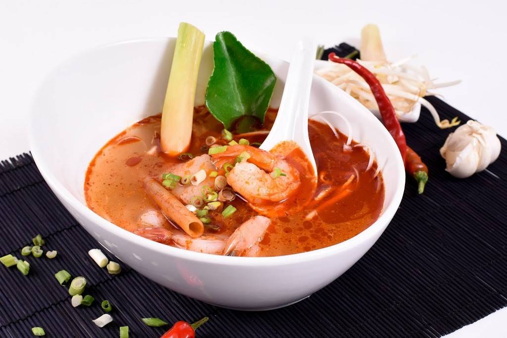 Délices Thaï xp | restaurant | 600 Rue Pierre-Caisse, Saint-Jean-sur-Richelieu, QC J3A 1M1, Canada | 4503590486 OR +1 450-359-0486