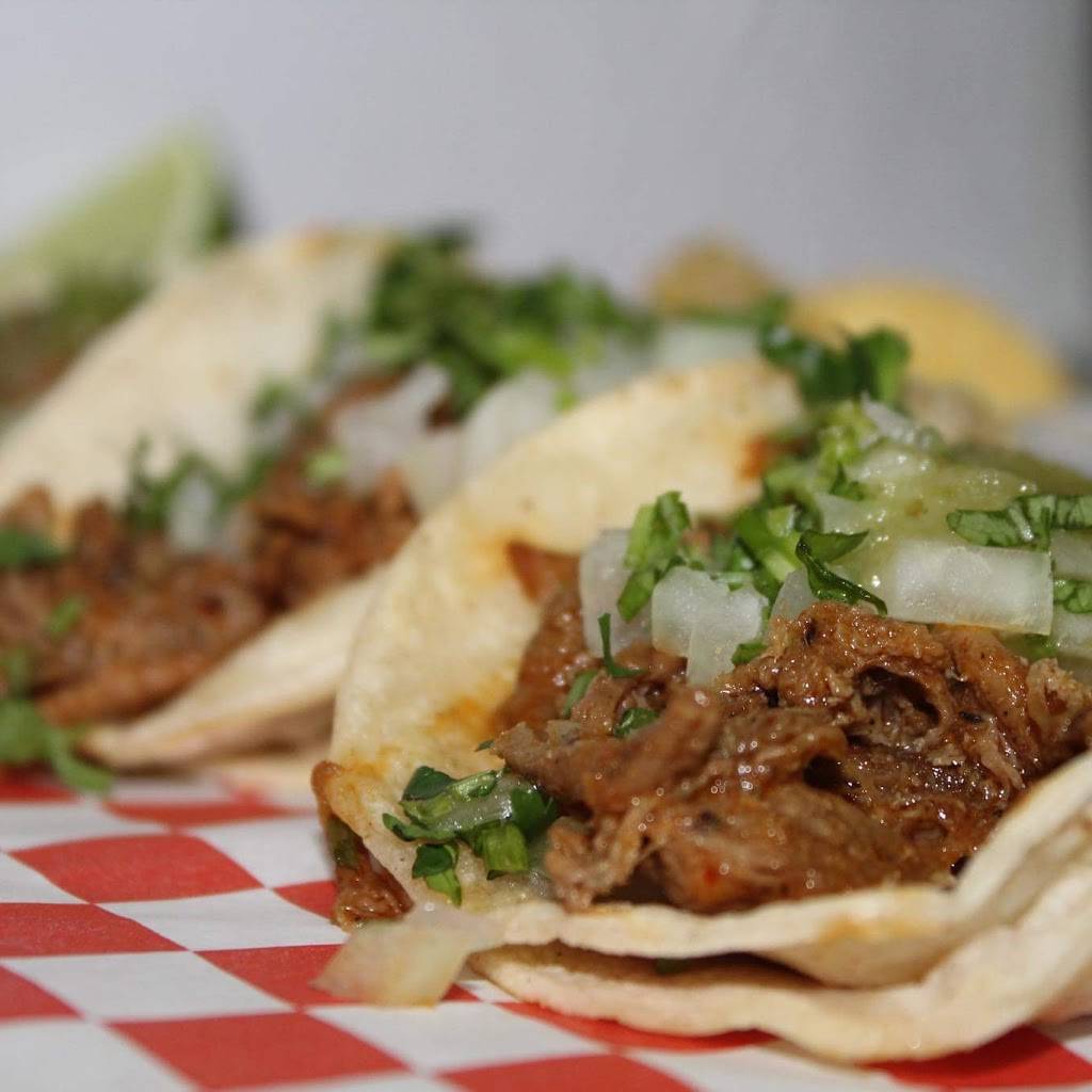 Angels Tacos Truck | restaurant | Tarzana, CA 91356, USA | 8186649159 OR +1 818-664-9159
