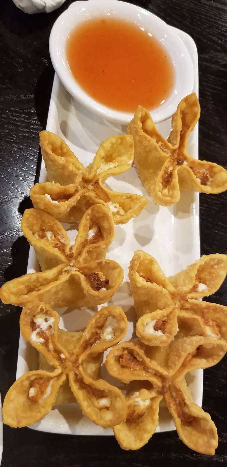 CHI Family Restaurant | restaurant | 819 Woodlawn Rd, Lincoln, IL 62656, USA | 2176050411 OR +1 217-605-0411