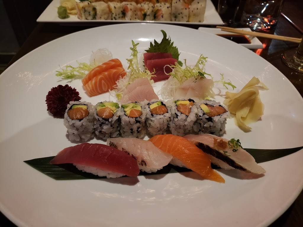 Murasaki | restaurant | 46-44 Vernon Blvd, Long Island City, NY 11101, USA | 7184827088 OR +1 718-482-7088