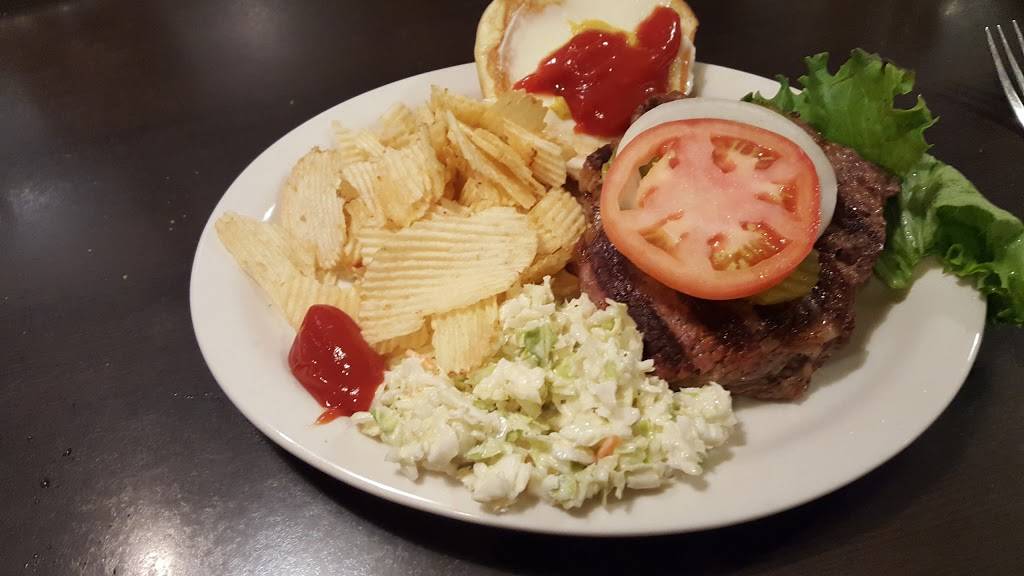 The Cutting Board | restaurant | 2699 Ramada Rd, Burlington, NC 27215, USA | 3362292770 OR +1 336-229-2770