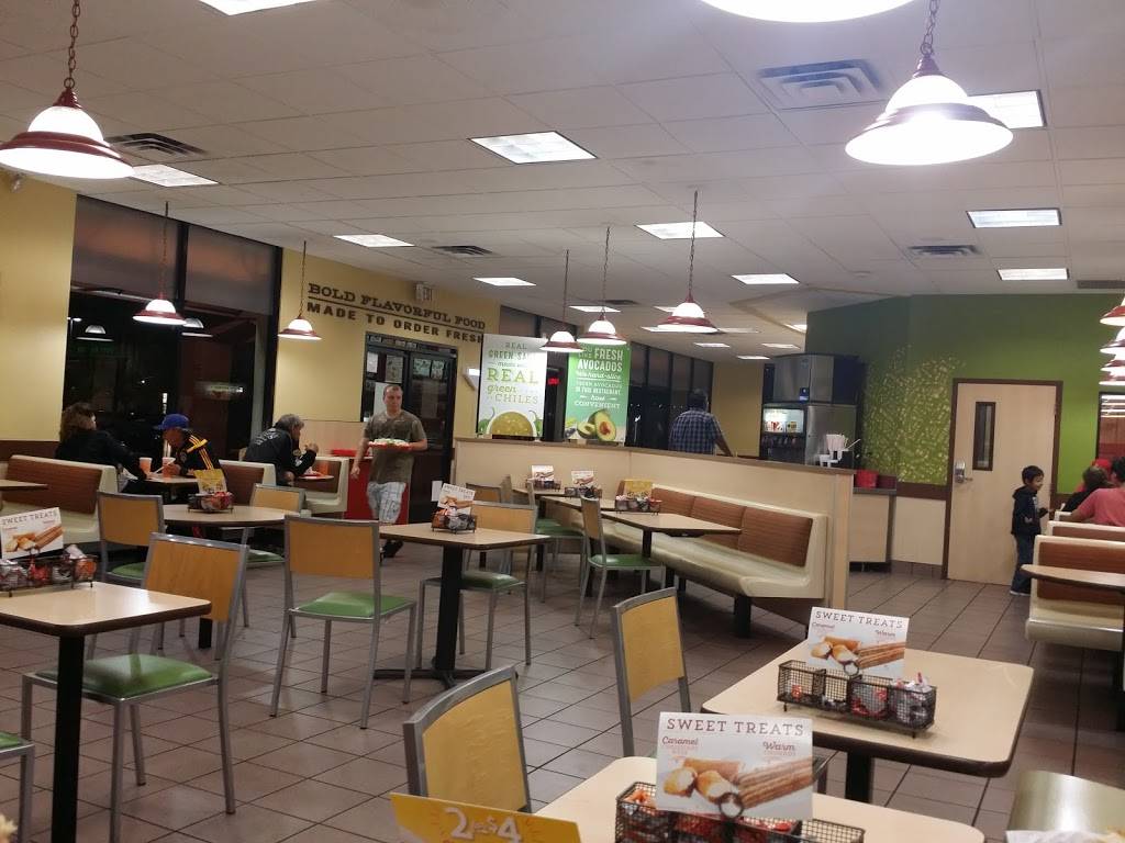 Del Taco | meal takeaway | 24465 Alicia Pkwy, Mission Viejo, CA 92692, USA | 9499518642 OR +1 949-951-8642