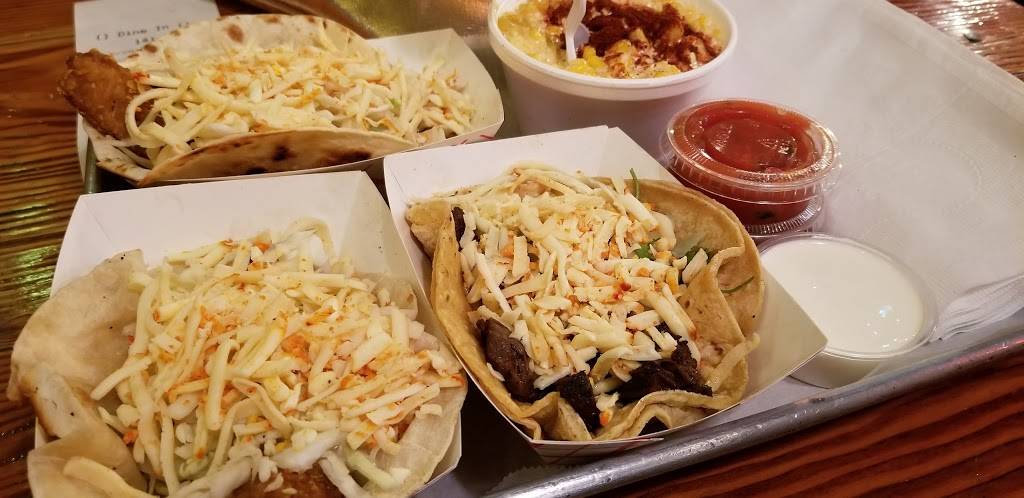 Carbon | restaurant | 810 N Marshfield Ave, Chicago, IL 60622, USA | 3122253200 OR +1 312-225-3200