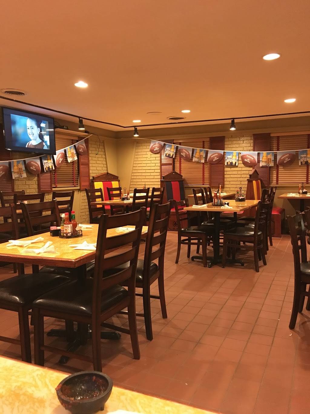La Cabaña Mexican Bar & Grill | restaurant | 1435 Army Post Rd, Des Moines, IA 50315, USA | 5156301677 OR +1 515-630-1677