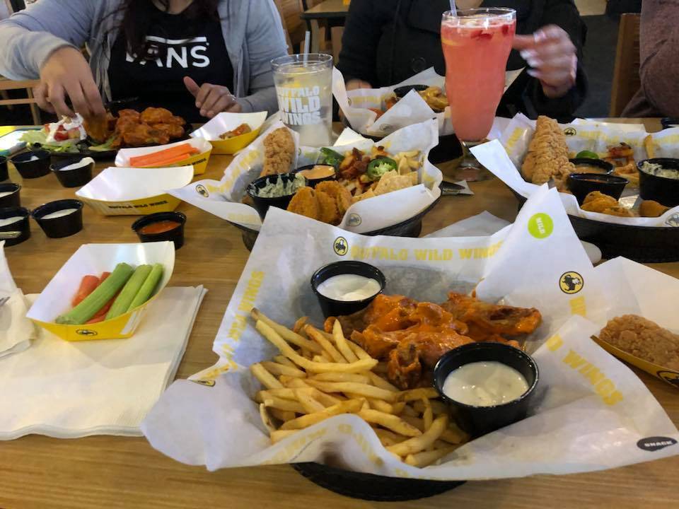 Buffalo Wild Wings | restaurant | 40155 10th St W, Palmdale, CA 93551, USA | 6619470900 OR +1 661-947-0900