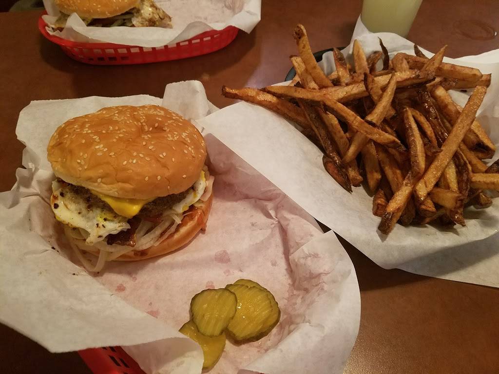 Stanichs | restaurant | 4915 NE Fremont St, Portland, OR 97213, USA | 5032812322 OR +1 503-281-2322