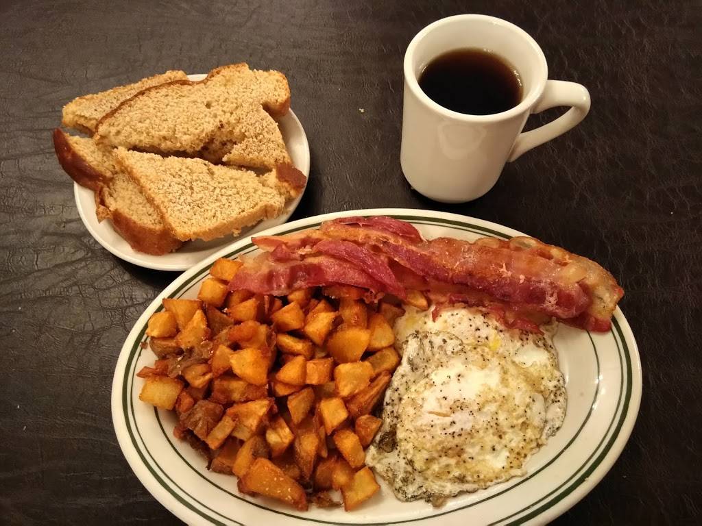 Old Towne Country Grill | restaurant | 310 Walnut St, Leetonia, OH 44431, USA | 3308170007 OR +1 330-817-0007