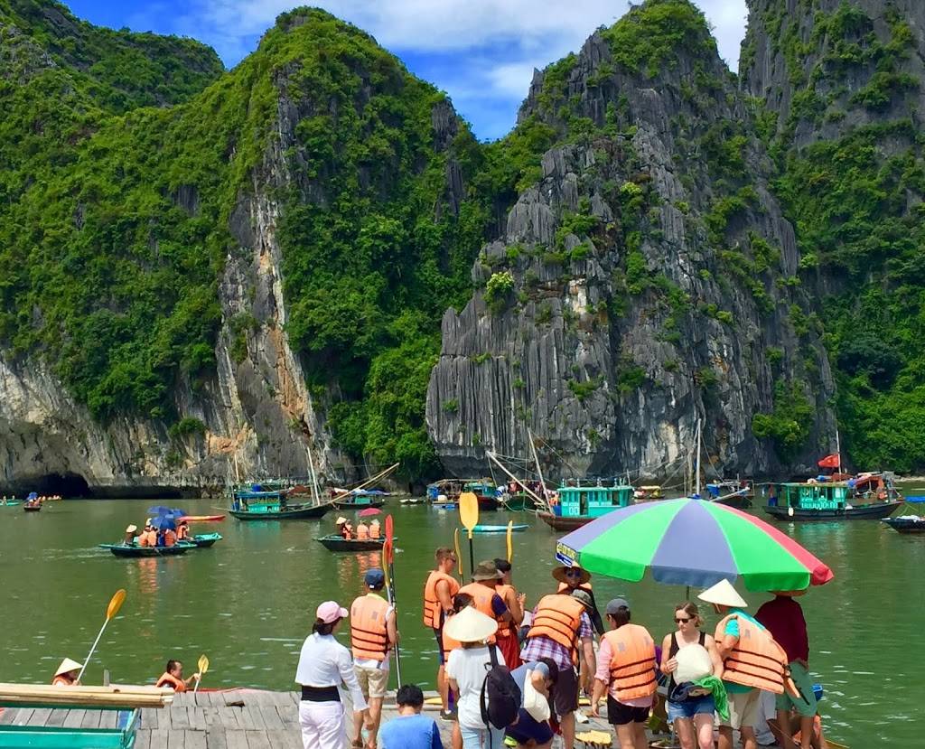 Ha Long Bay | restaurant | 7245 E Tanque Verde Rd, Tucson, AZ 85715, USA | 5205711338 OR +1 520-571-1338