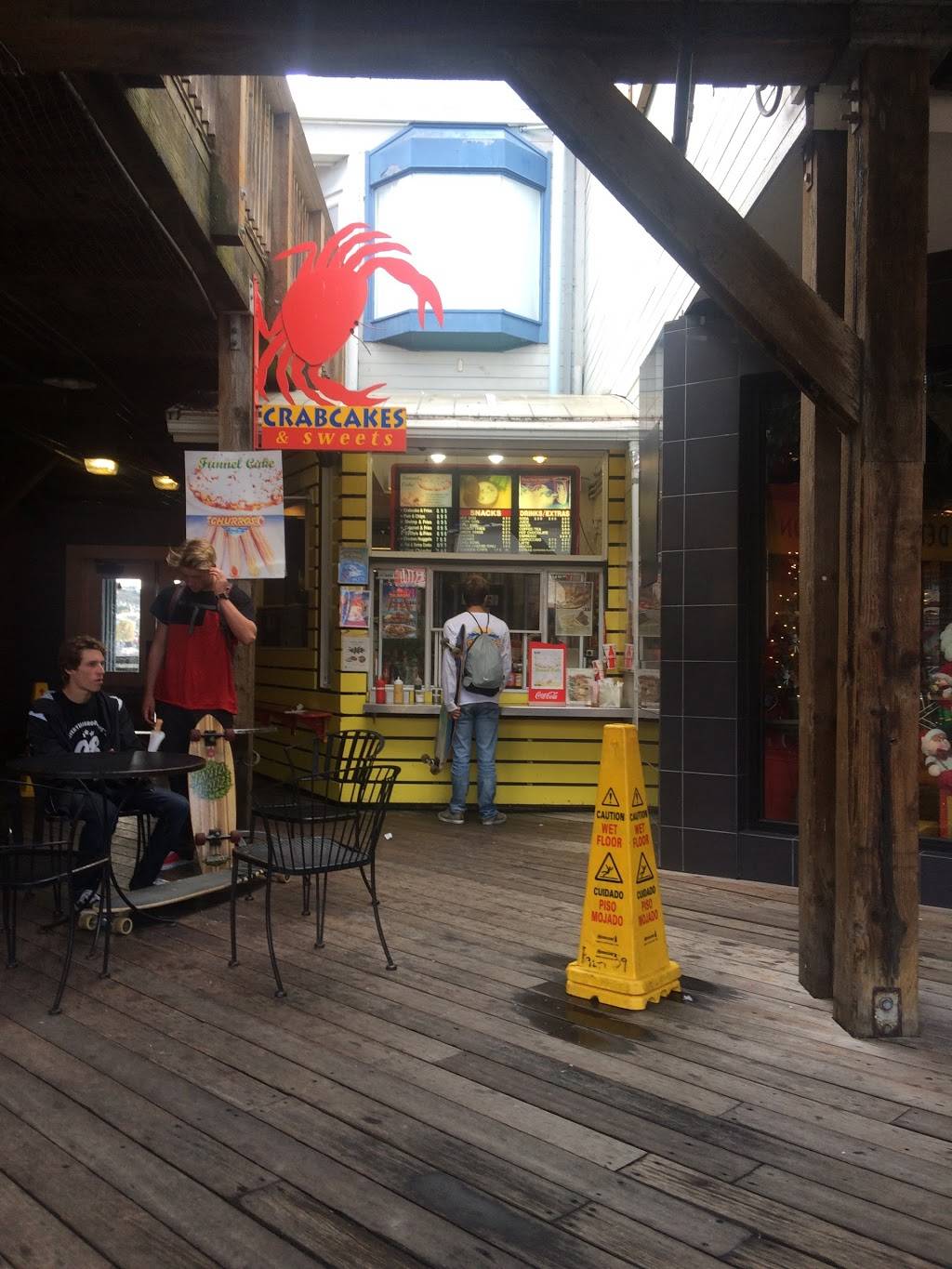 Crabcakes & Sweets | restaurant | Beach St, San Francisco, CA 94133, USA | 4152633526 OR +1 415-263-3526