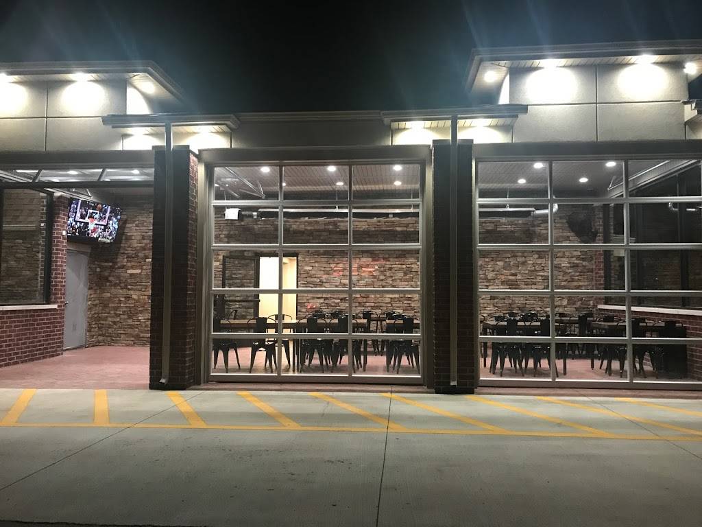 The Heights Meat Market & Grill | restaurant | 25034 Ford Rd, Dearborn Heights, MI 48127, USA | 3136666328 OR +1 313-666-6328