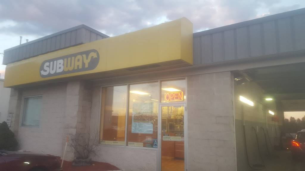 Subway | restaurant | 140 Weston St, Hartford, CT 06120, USA | 8602782705 OR +1 860-278-2705