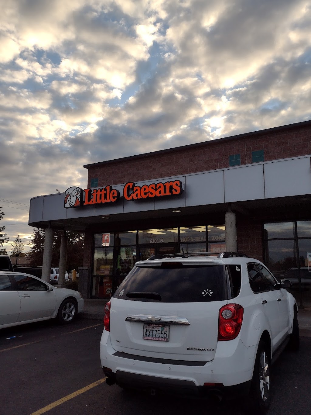 Little Caesars Pizza | meal delivery | 6101 N Division St, Spokane, WA 99208, USA | 5094870119 OR +1 509-487-0119