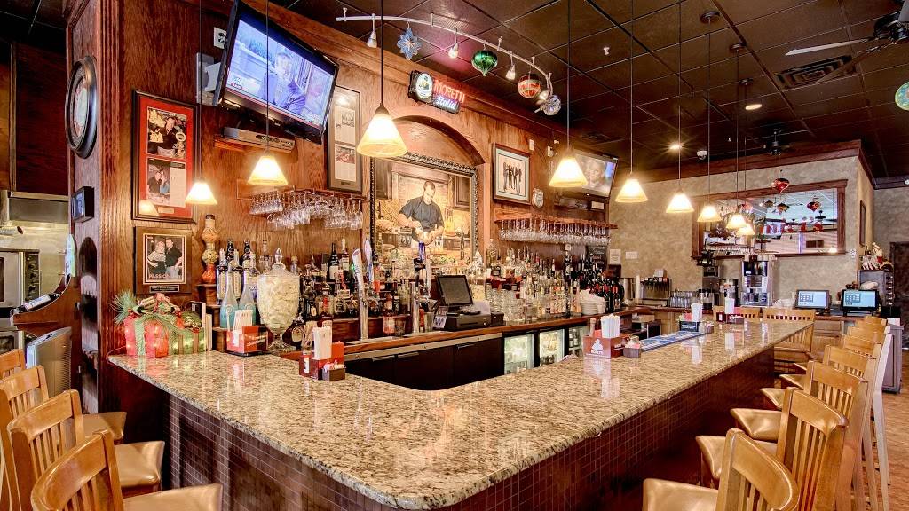 Amicis Italian Restaurant & Pizzeria | restaurant | 7720 N Wickham Rd #120, Melbourne, FL 32940, USA | 3212555377 OR +1 321-255-5377