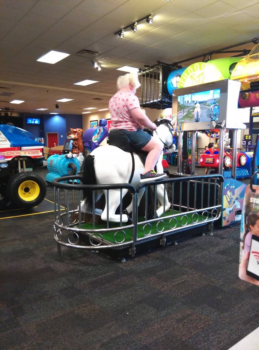 Chuck E. Cheeses | restaurant | 17069 Valley Blvd Ste. D, Fontana, CA 92335, USA | 9093500403 OR +1 909-350-0403