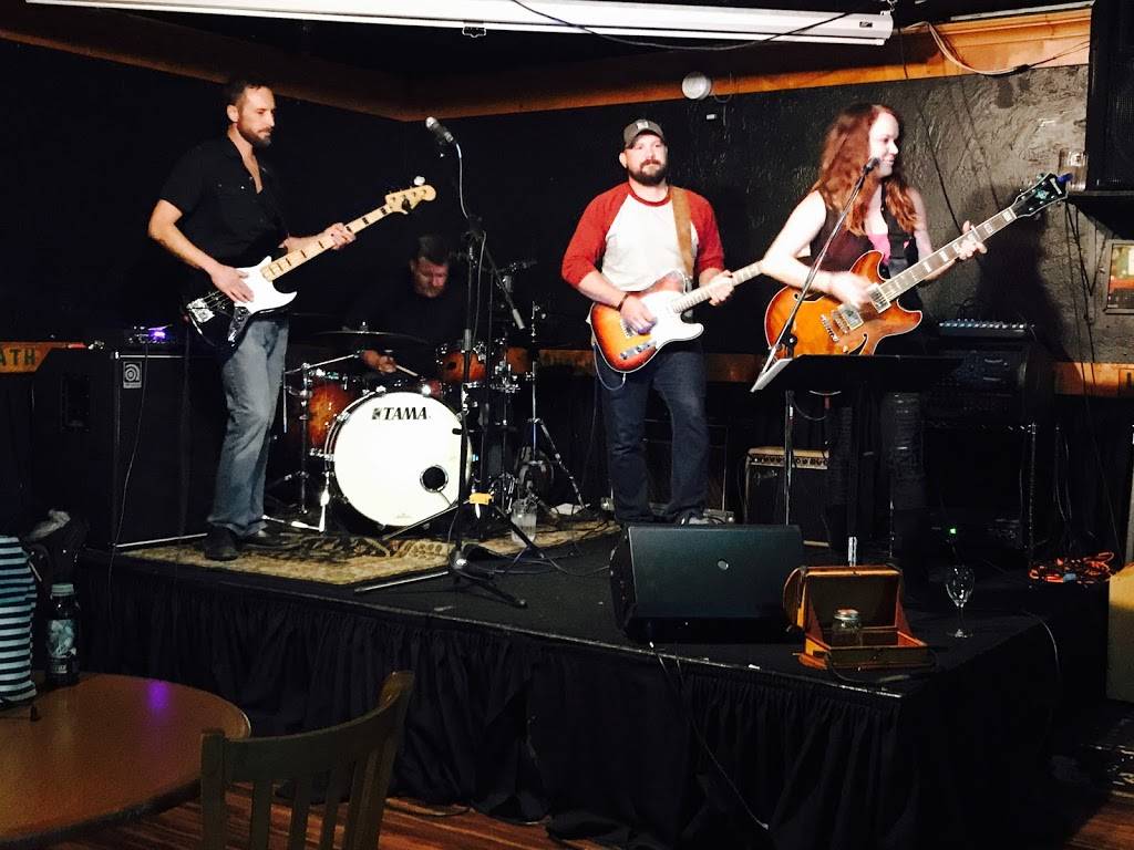 Dubliner Irish Pub & Restaurant | restaurant | 3841 E Thunderbird Rd, Phoenix, AZ 85032, USA | 6028670984 OR +1 602-867-0984