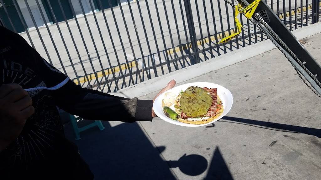 Quesadillas JaJaJa Betys | restaurant | 1825 E 8th St, Los Angeles, CA 90011, USA | 3236080294 OR +1 323-608-0294