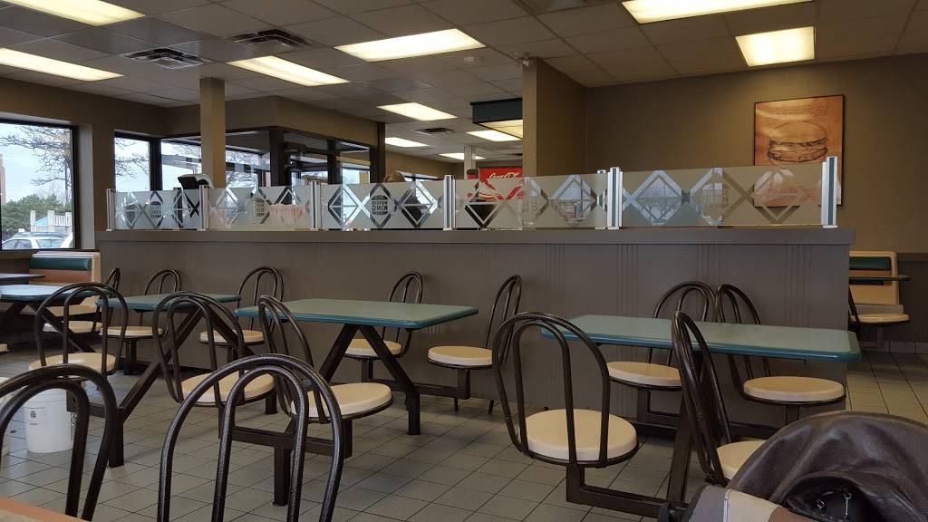 Burger King | restaurant | 100 Eglinton Square, Scarborough, ON M1L 2K1, Canada | 4167523681 OR +1 416-752-3681