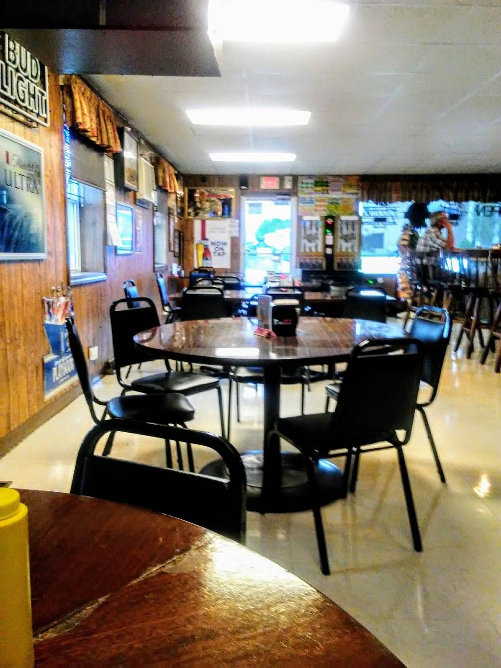 Mac-A-Doos & Out of Bounds | restaurant | 1163 Wernsing Rd, Jasper, IN 47546, USA | 8126347030 OR +1 812-634-7030