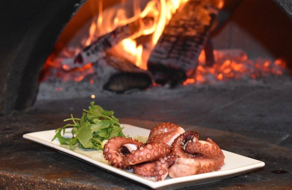 Osteria Trulli | restaurant | 210 Cedar St, St. Charles, IL 60174, USA | 6307975566 OR +1 630-797-5566