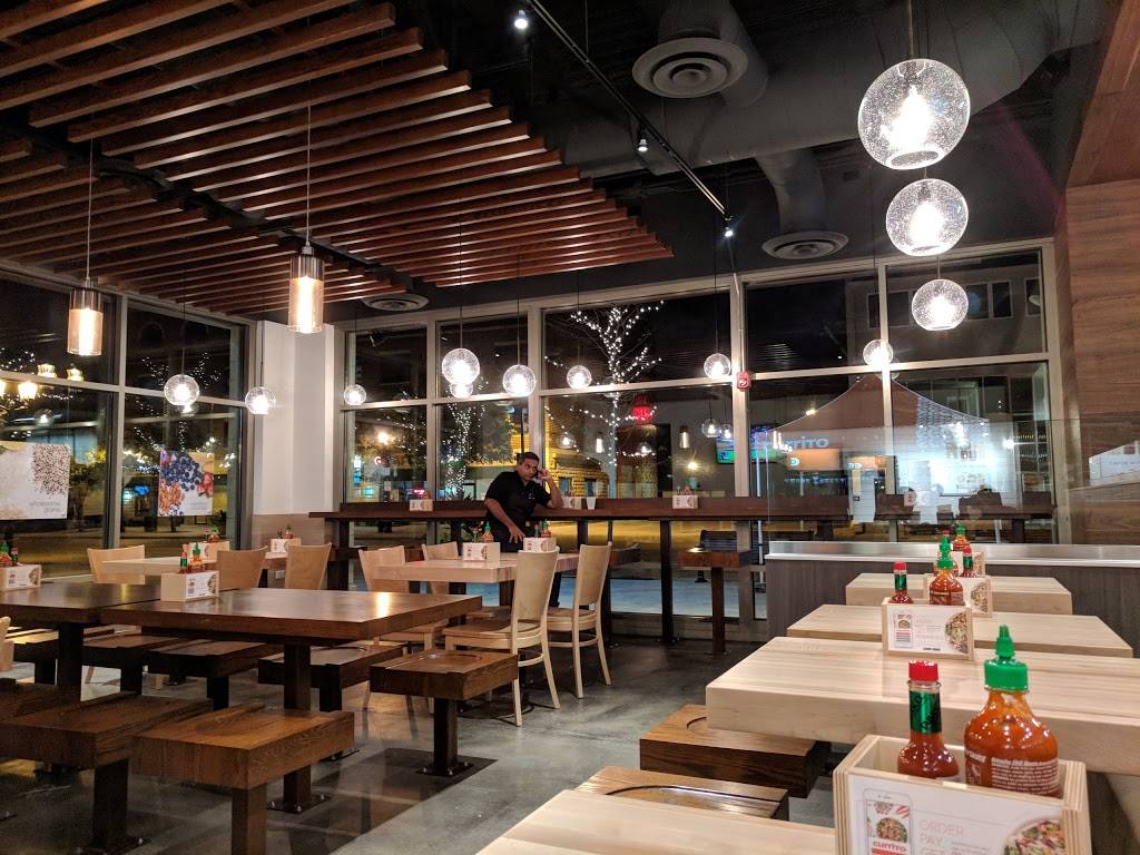 Currito | restaurant | 272 N York St, Elmhurst, IL 60126, USA | 6305010568 OR +1 630-501-0568