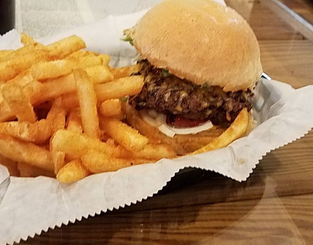 Fatboys Pizza Shack | restaurant | 116 E Main St #1300, Frostburg, MD 21532, USA | 3016892727 OR +1 301-689-2727