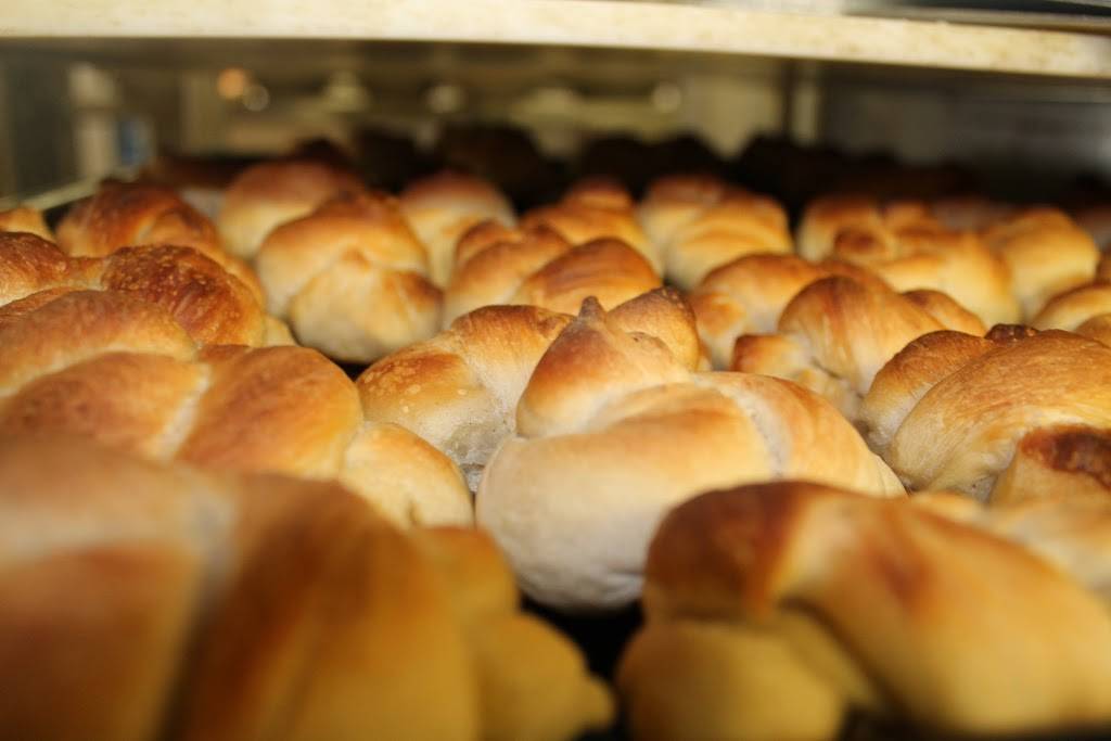 Romanos Restaurant & Bar | restaurant | 9398, 2060 W Penn Pike, New Ringgold, PA 17960, USA | 5703868820 OR +1 570-386-8820