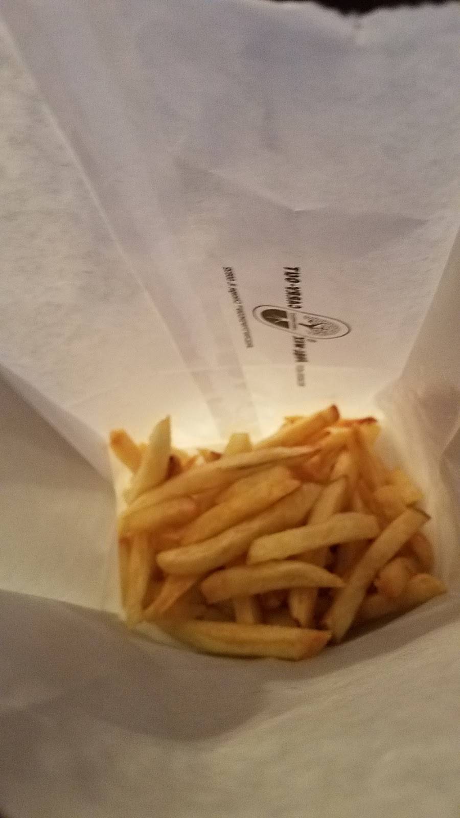 Bucktown Grille | meal takeaway | 2088 Pottstown Pike, Pottstown, PA 19465, USA | 6104692757 OR +1 610-469-2757