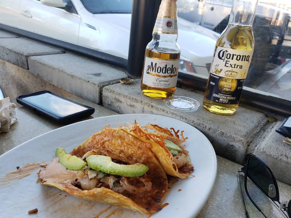 Rubios Coastal Grill | restaurant | 110 Hidden Valley Pkwy Suite G, Norco, CA 92860, USA | 9518983591 OR +1 951-898-3591