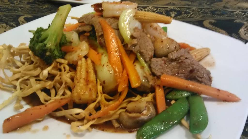 Thai Sawatdee | restaurant | 3064 Healy Dr, Winston-Salem, NC 27103, USA | 3367604455 OR +1 336-760-4455