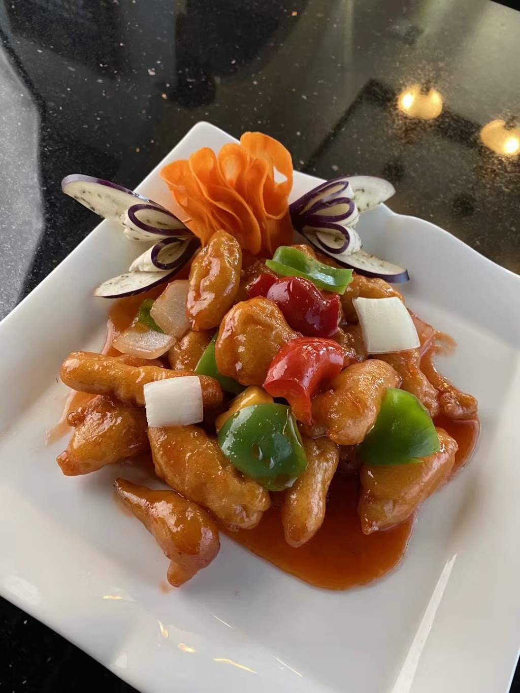 LEE BISTRO ASIAN CUISINE | restaurant | 5787 Vineland Rd, Orlando, FL 32819, USA | 4072379888 OR +1 407-237-9888