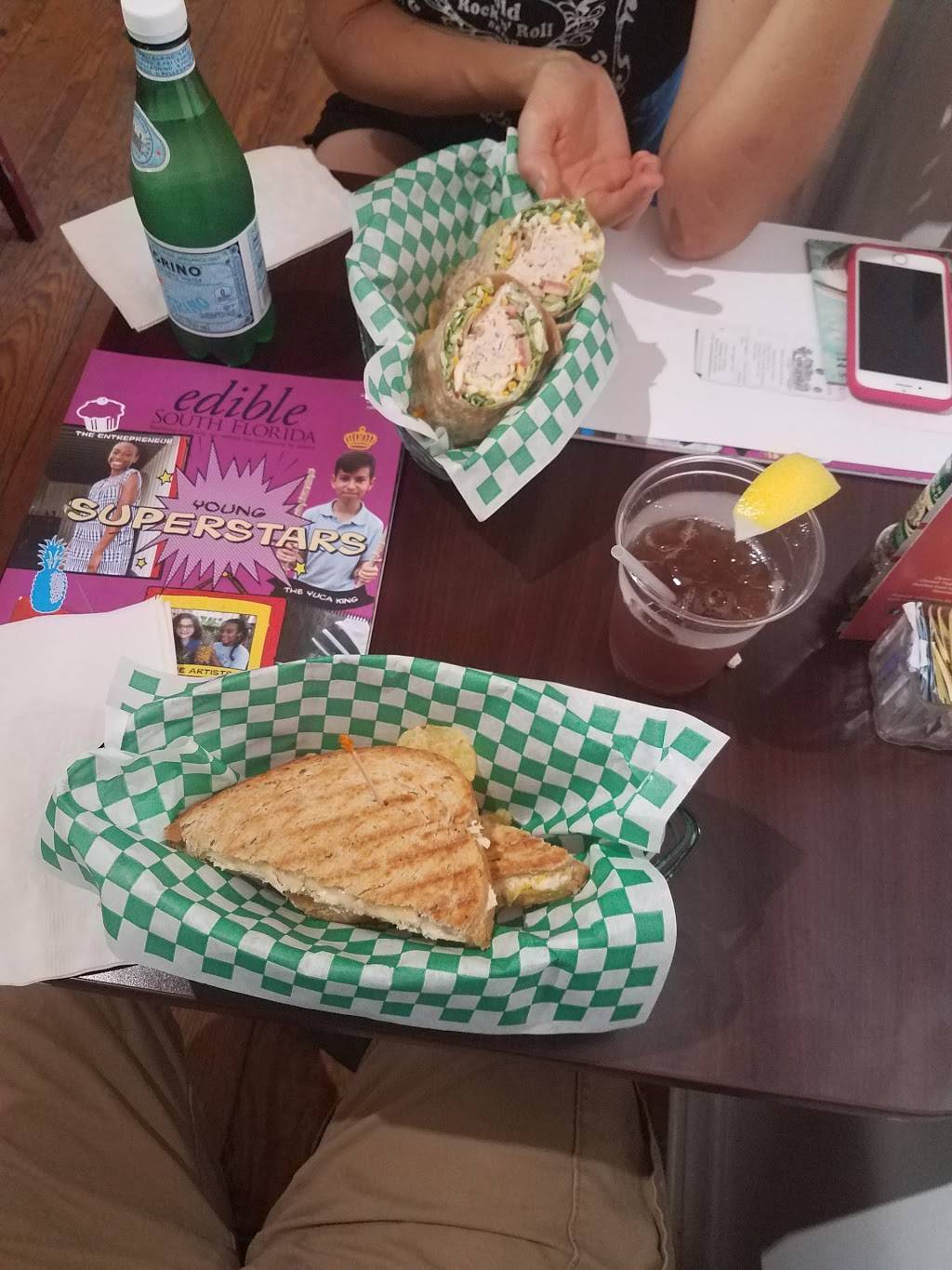 Mango Cafe | restaurant | 24801 SW 187th Ave, Homestead, FL 33031, USA | 3052475727 OR +1 305-247-5727