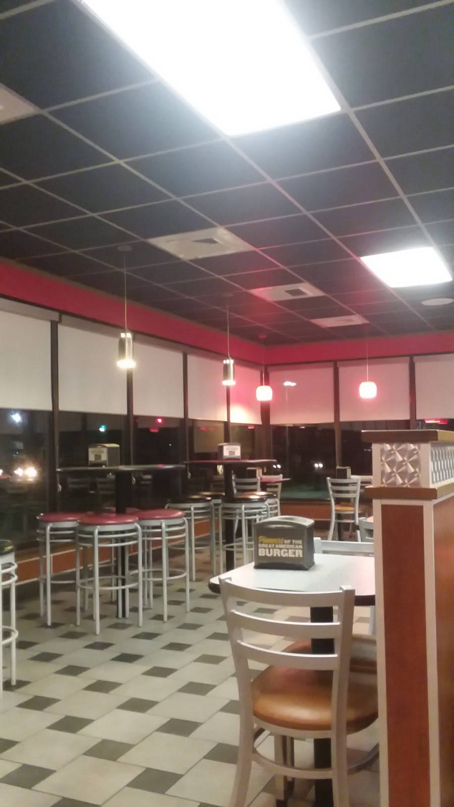 Hardees | restaurant | 4800 Greensboro Rd, Ridgeway, VA 24148, USA | 2769568244 OR +1 276-956-8244