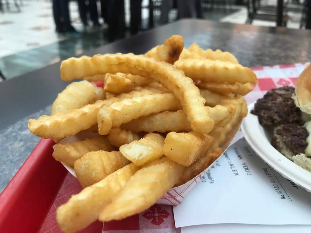 Tom Wahls Eastview Mall | restaurant | 7979 Pittsford Victor Rd, Victor, NY 14564, USA | 5854254860 OR +1 585-425-4860