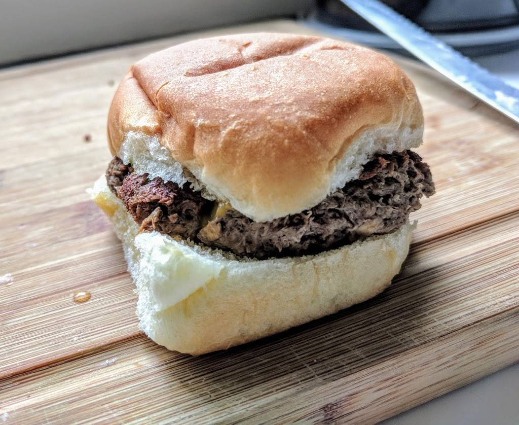 White Castle | restaurant | 490 Sunrise Hwy, Lynbrook, NY 11563, USA | 5165938542 OR +1 516-593-8542