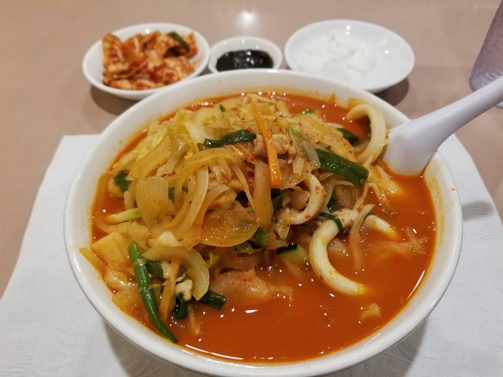 Golden China Restaurant | restaurant | 1046 Walnut Ave, Tustin, CA 92780, USA | 7148380212 OR +1 714-838-0212