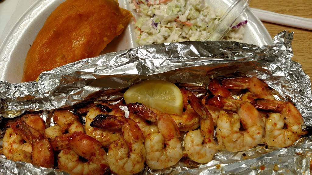 Macs Fish & Chicken | restaurant | 2399 W Roosevelt Blvd, Monroe, NC 28110, USA | 7042834333 OR +1 704-283-4333